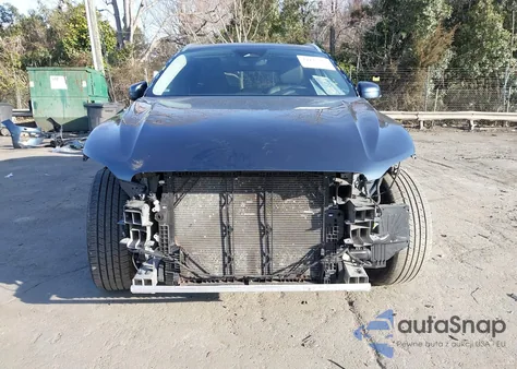 2023 Volvo Xc60 B5 Plus Bright Theme z USA, uszkodzony, nr VIN YV4L12RN8P1375950